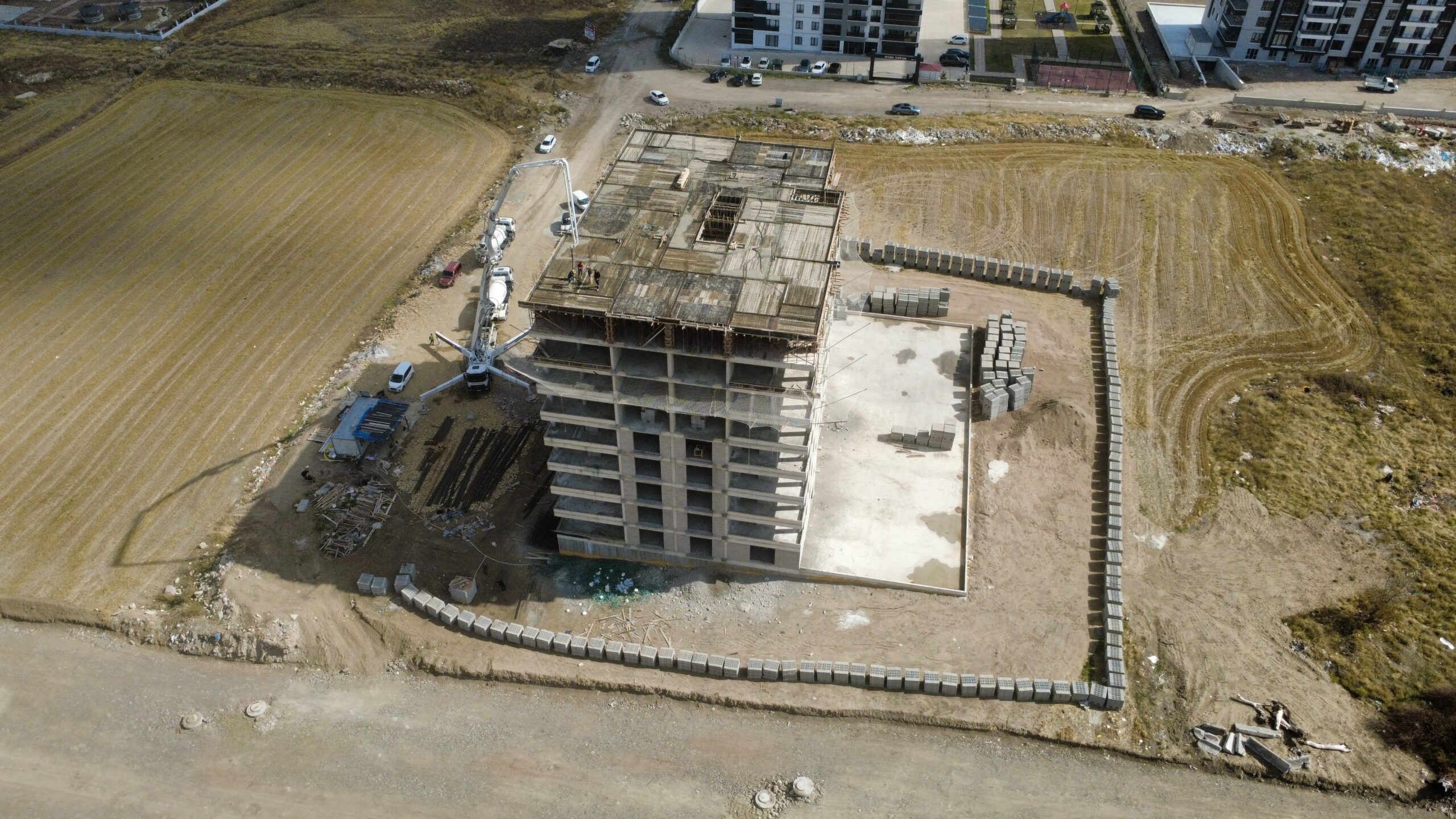 dji_fly_20251014_125204_53_1760437921943_photo_optimized scaled